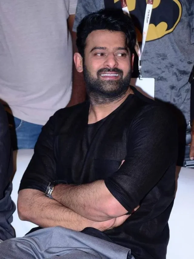 South के हीरो Prabash इन हेरोइन को कर रहे है Date